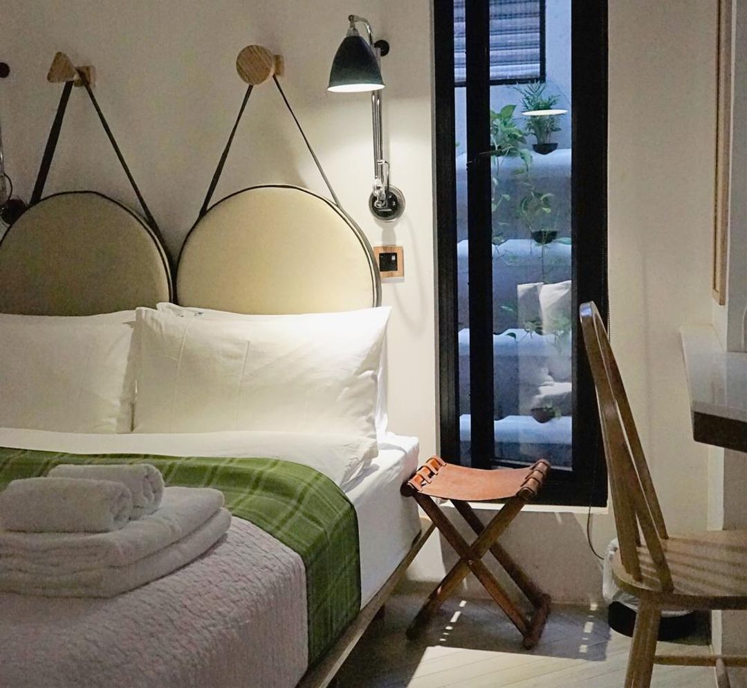 Nihao Cafe Hotel