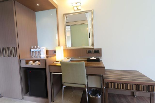 리슈안 호텔 (Lishiuan Hotel)-Lijing triple room-3