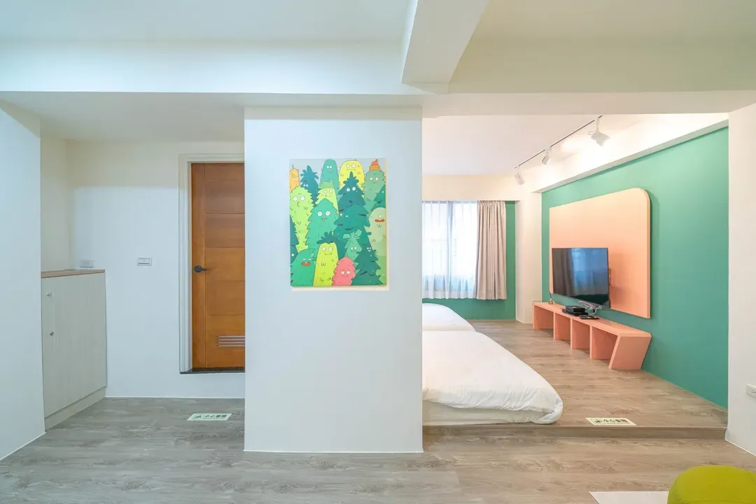 Tsum Chill /near the Second Art Museum and Chihkan Tower Business District