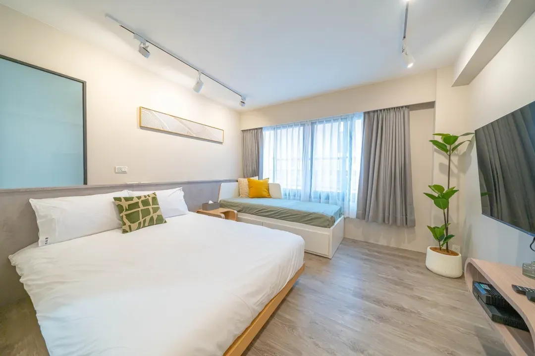 Tsum Chill /near the Second Art Museum and Chihkan Tower Business District