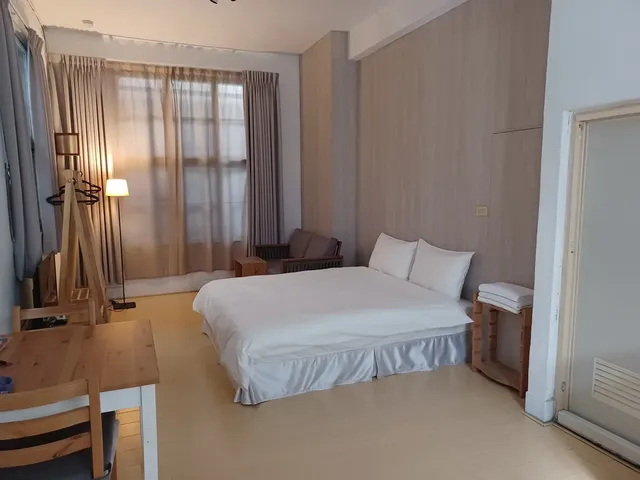 台南懷舊風格/透天一樓套房-好停車-近文化中心-老屋新力-透天整層一樓-好停車-9
