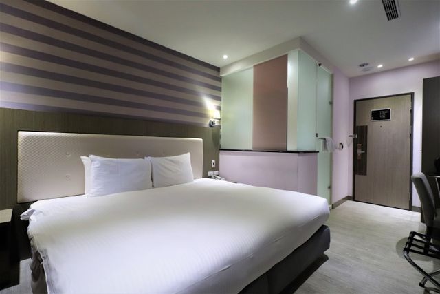 J-Hotel-Business double | big bed-4