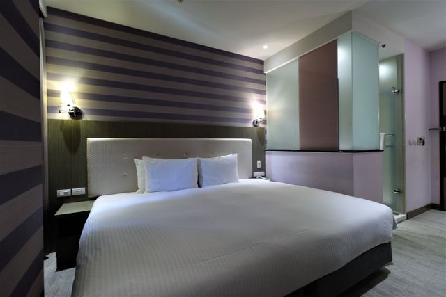 J-Hotel-Business double | big bed-7