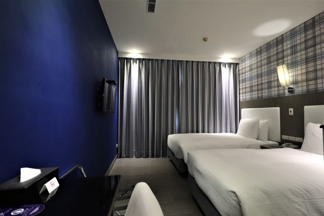 J-Hotel-Business Double | Two Small Beds-7