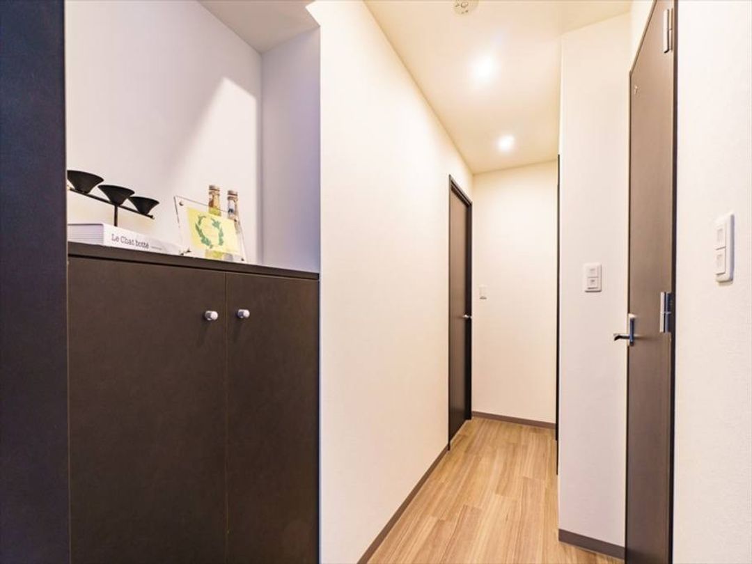 Walking to Shinsaibashi, Namba, and Dotonbori! 4min to Nagahoribashi Station/Max7pax