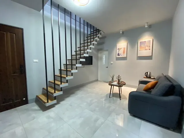 Sun Never Sets Bed and Breakfast-Six-person room in the building-2