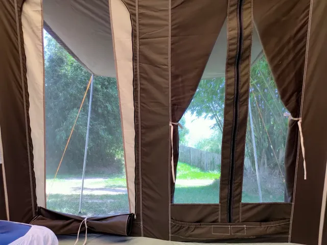 風尚野牛帳，可住4-6人