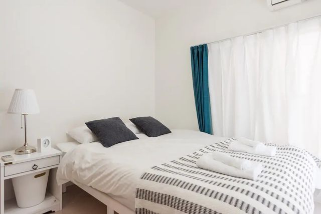 Room4
