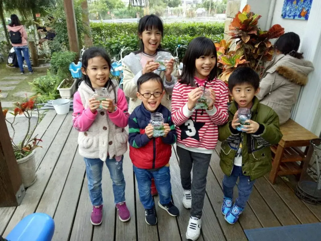 魚雅築渡假民宿| 可10-20人包棟 | 烤肉 | 歡唱 | 戲水池 | 也可少房包棟 另有優惠