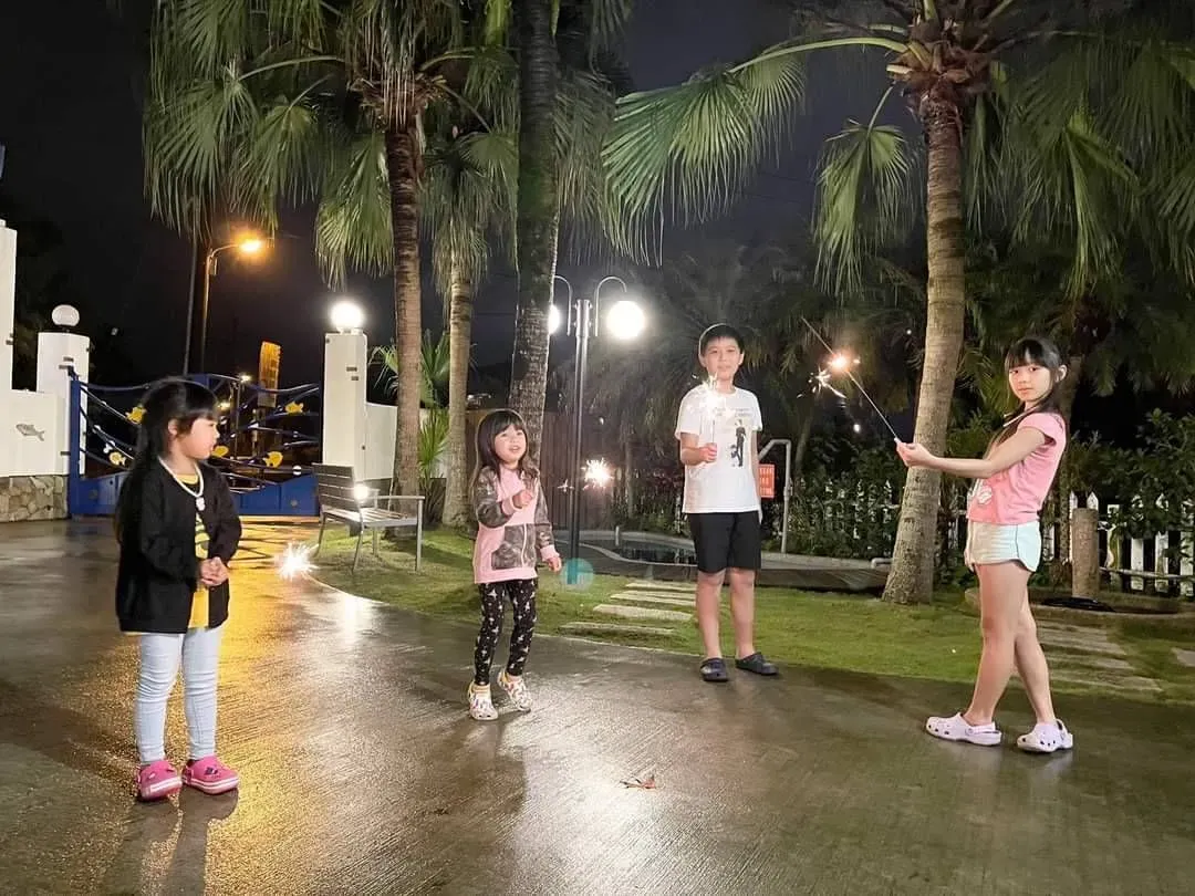 魚雅築渡假民宿| 可10-20人包棟 | 烤肉 | 歡唱 | 戲水池 | 也可少房包棟 另有優惠