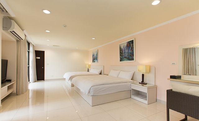F HOTEL Sanyi-Cozy Quad Room-2