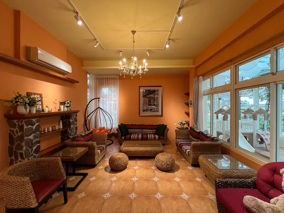 Annong Left Bank Bed and Breakfast