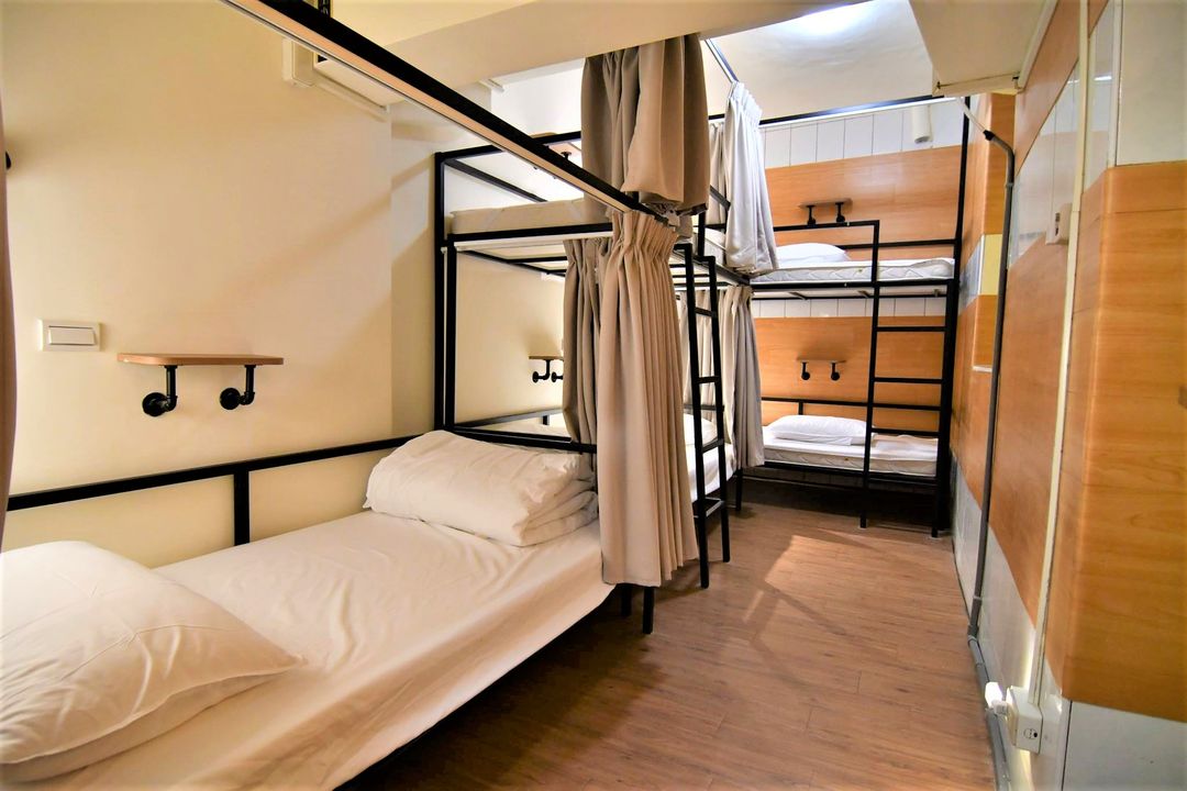 FU AO WO & HOSTEL