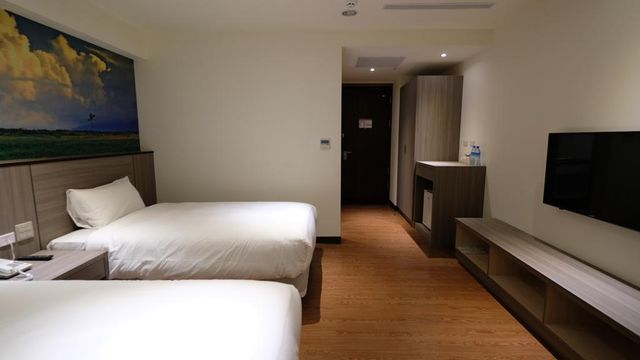 綺麗商旅－宜蘭蘇澳館-精緻兩床房（無窗）-2