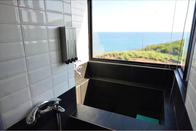 Si-li| Cactus Sea View Homestay-Ocaen view room l 2A月兔耳雙人房-6