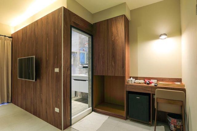 샤프 비앤비 (Sharp B&B)-8101-four person room-6