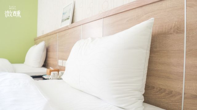 TipsyHotel-Leisure Twin Room-2