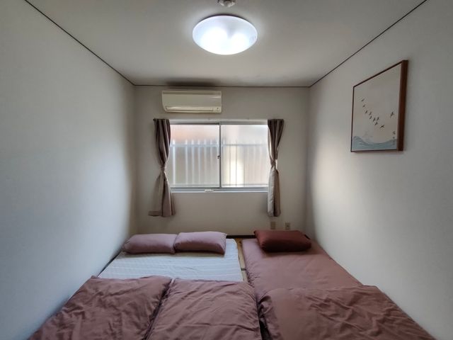 2 MIN FROM NAMBA, 20 MIN FROM USJ, 2 HOUSES FOR MAX 22-2 MIN FROM NAMBA, 16 MIN FROM USJ, 2-FLOOR HOUSE FOR MAX 7-5