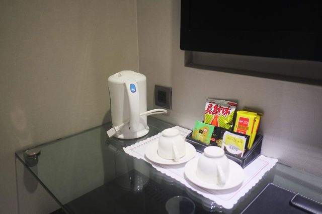 俞美精品飯店-標準雙人房-8