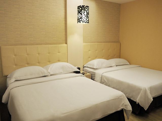 Riverbank Fashion Hotel Hengchun Pavilion-Warm Family Room-5