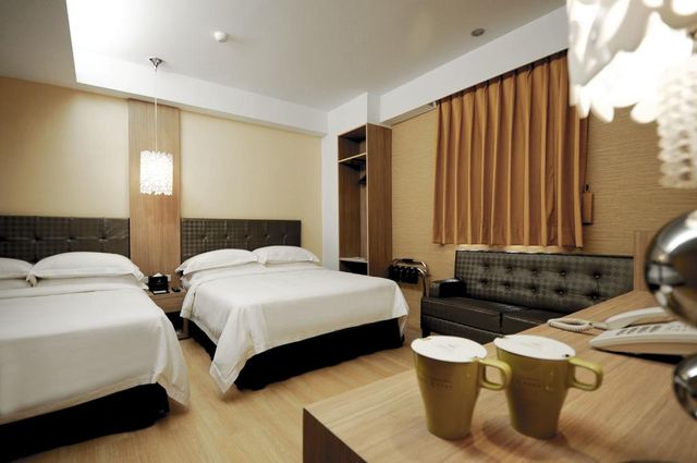 Riverbank Fashion Hotel Hengchun Pavilion-Exquiste Family Room-7