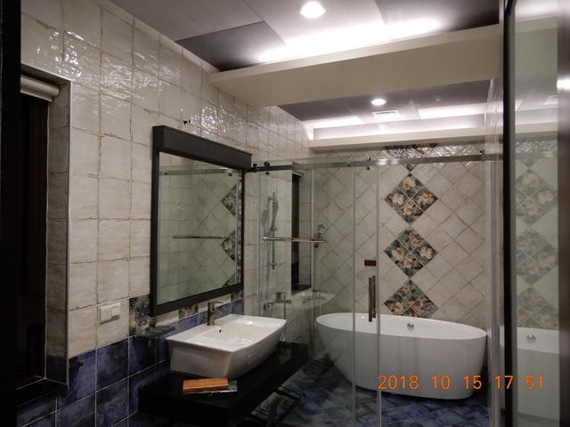 Happy @wings-Quadruple Room with Bathtub-5