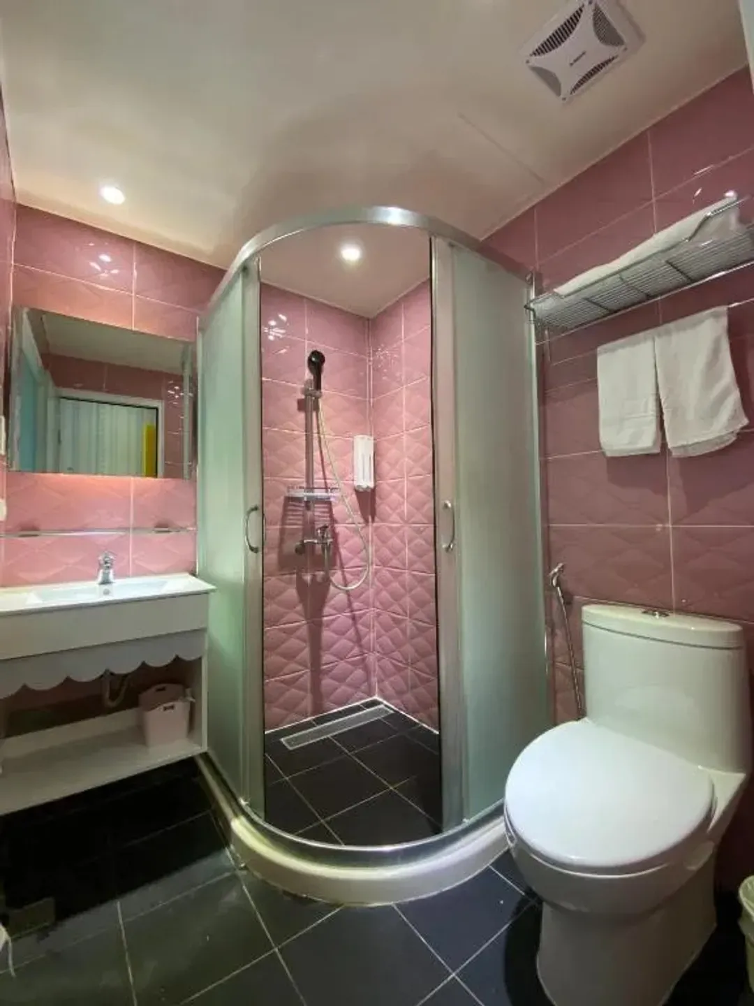 Enjoy Hotel - Taoyuan Branch