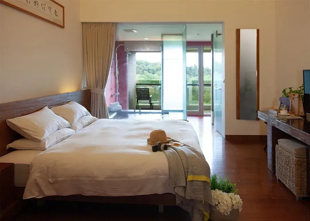 Luminous Hot Spring Resort & SPA