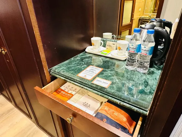 台南維悅酒店|鄰近安平老街-河景雙床房-4