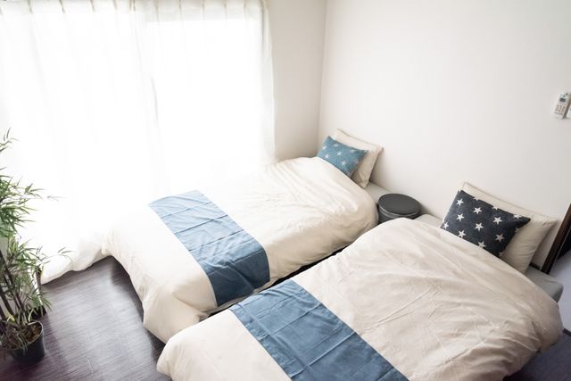 Bed room