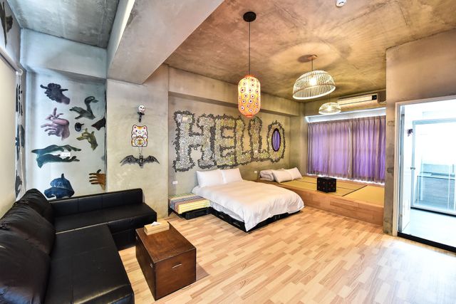 Wikid Design Hotel-Quadruple Room-6