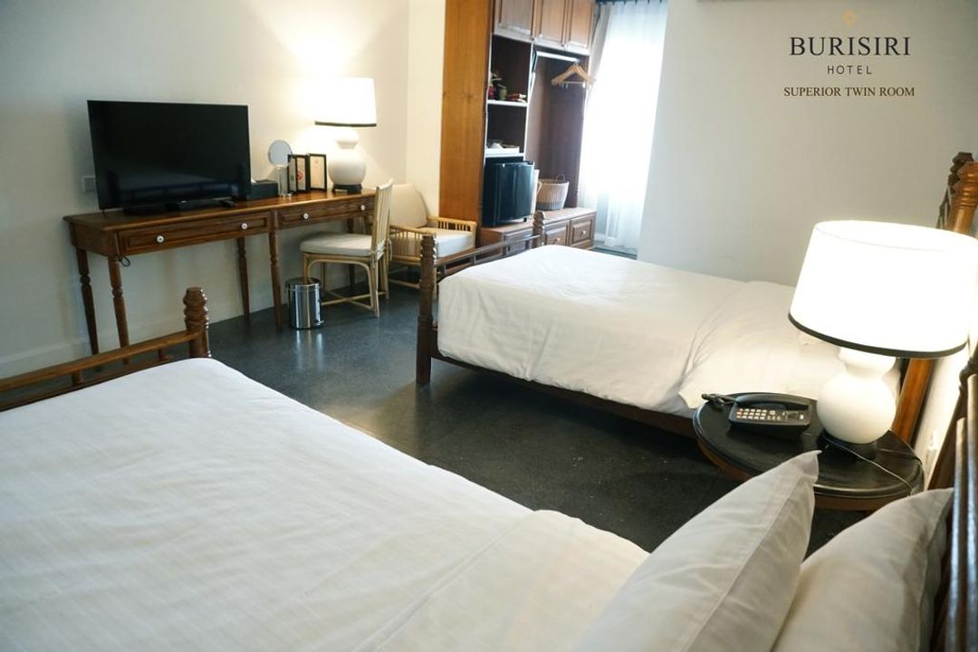 Buri Siri Hotel