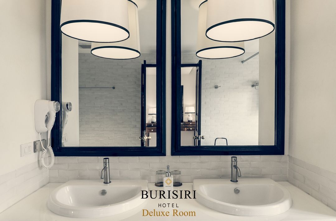 Buri Siri Hotel