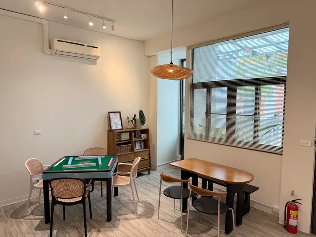 趣遊赤崁民宿｜寵物友善民宿、緊鄰赤崁樓-木木間2人房小包棟（有廚房、大客廳）-12