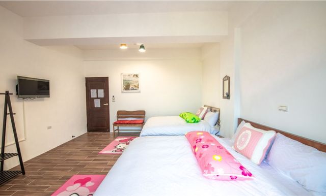Country Arts BnB-Happy parent-child quadruple room (spring firefly)-4