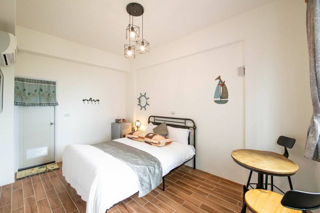 Country Arts BnB-Stylish industrial wind two-person room (you can see Guishan Island)-1