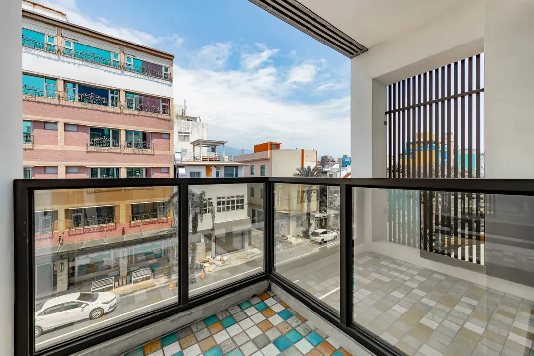花蓮佑尼可智能入住旅店｜海景｜近東大門｜電梯
