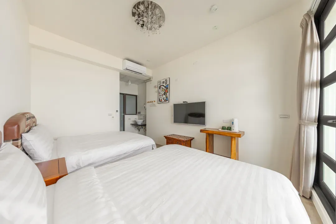 花蓮佑尼可智能入住旅店｜海景｜近東大門｜電梯