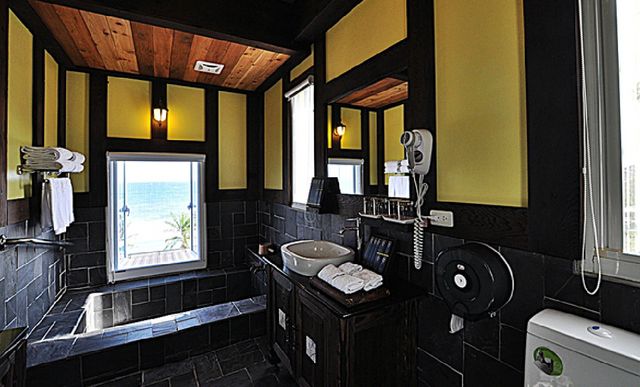 Stuart villa-Ocaen view room l Luxury quadruple room with sea view-5