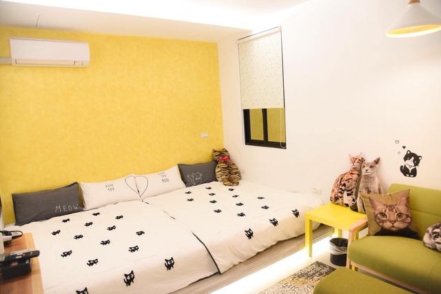 Living House-Living House Guest House-3