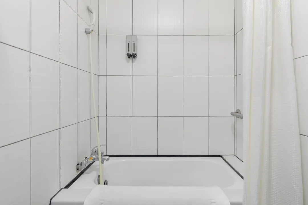 伊達邵智能入住旅宿丨電梯