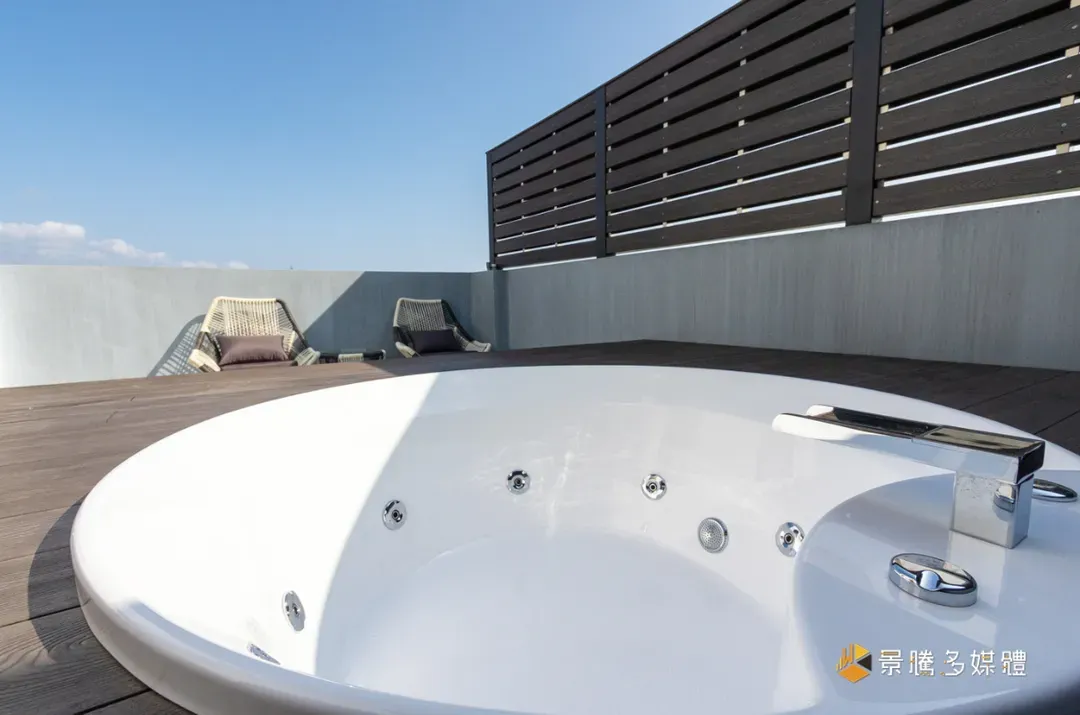 Golden Hot Spring 8｜10 people