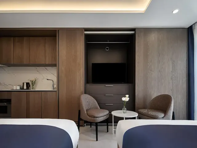 HOTEL THE BOTANIK SEWOON MYEONGDONG  (한국인 예약 불가 상품)-尊貴豪華家庭房(兩床)-3