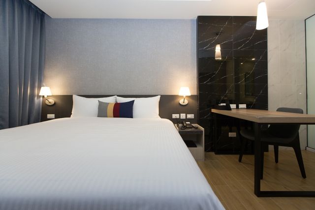 CHECK inn New Taipei LuZhou-Superior Double Room-2
