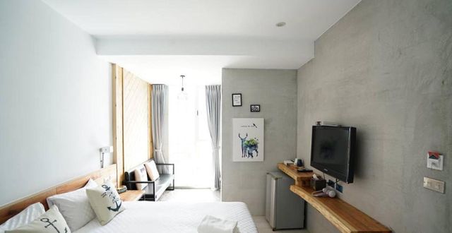 The Red Hotel-Yang Double Room-1
