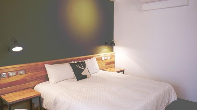 The Red Hotel-Lazy Double Room-6