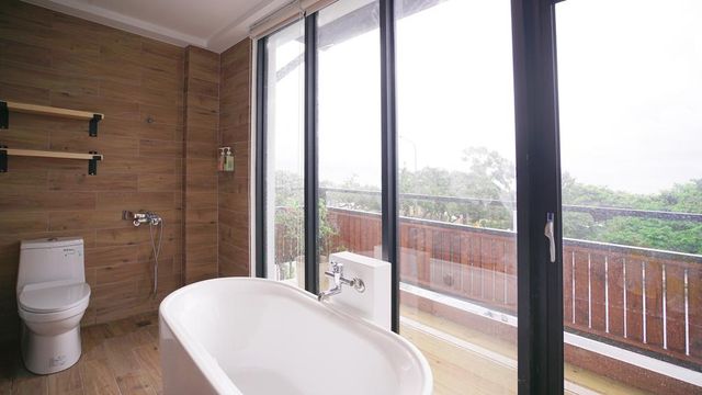 The Red Hotel-Sea View Double Room with Bath-5
