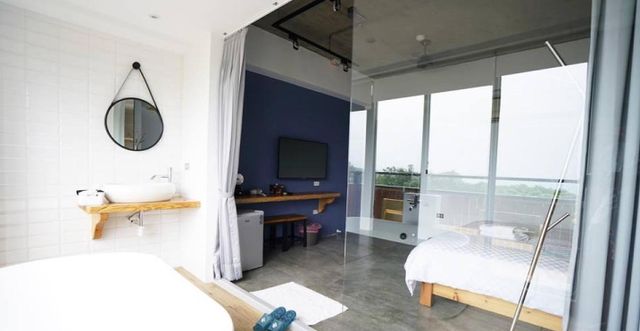 The Red Hotel-Ocean view room l Sea View Double Room with Bath-3