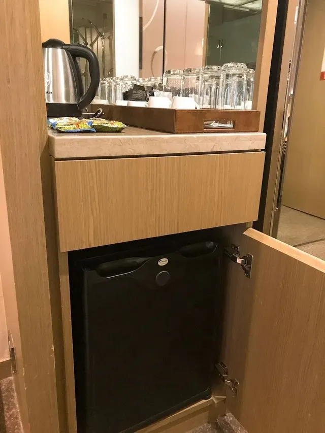 【高鐵假期】 翰品酒店高雄2日自由行｜近鹽埕埔站、駁二藝術特區-【常態促銷】- 雅緻家庭房(2中床，含早餐)-4