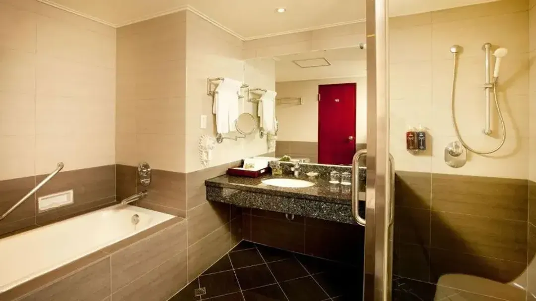 【High Speed Rail Holiday】2-Day Free Travel at Howard Beach Resort Kenting